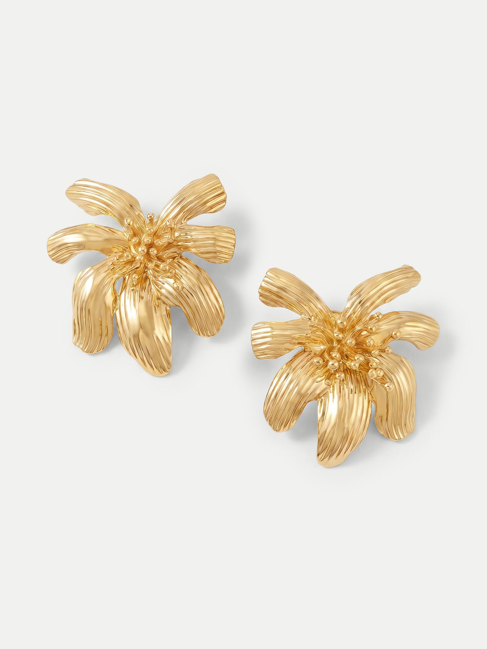 flower-statement-earring-gold_96-E0013_GOLD_01_202606041744
